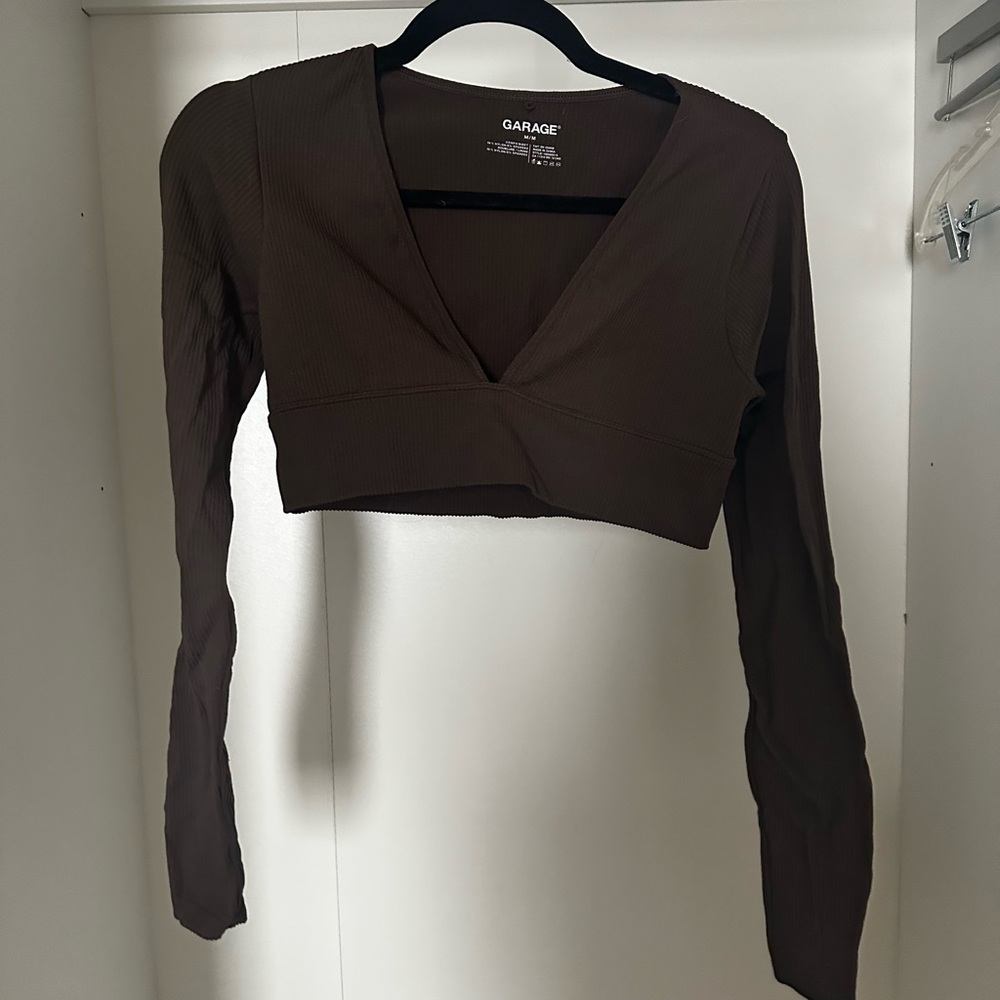 Garage Brown Ribbed V-Neck Long Sleeve Crop Top